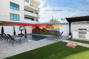 489 Massive 5 bedroom Walk to Old Town